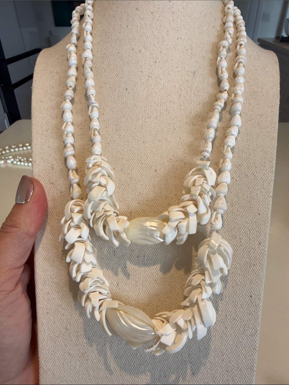 White Statement Vintage Shell mother of pearl Layered Necklace